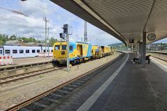 Gleisbauzug_Saarbruecken-HBF_05.06.2024_1
